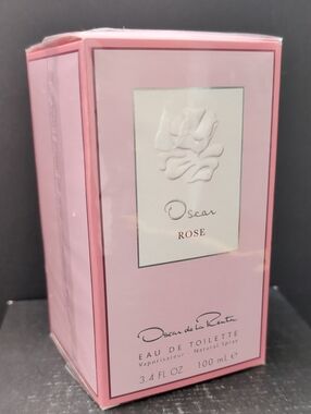 New In Box Oscar De La Renta Rose Perfume.